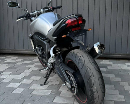 Сірий Ямаха FZ-1, об'ємом двигуна 1 л та пробігом 33 тис. км за 6400 $, фото 3 на Automoto.ua