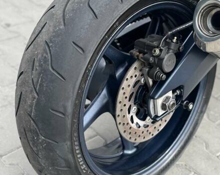 Серый Ямаха FZ-1, объемом двигателя 1 л и пробегом 31 тыс. км за 6799 $, фото 20 на Automoto.ua
