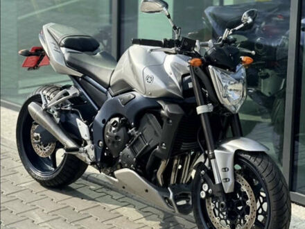 Ямаха FZ-1 2006 в Львове на Automoto.ua Серый Ямаха FZ-1, объемом двигателя 1 л и пробегом 33 тыс. км за 6600 $, фото 1 на Automoto.ua