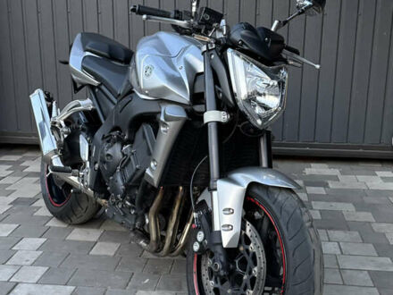 Сірий Ямаха FZ-1, об'ємом двигуна 1 л та пробігом 33 тис. км за 6400 $, фото 1 на Automoto.ua