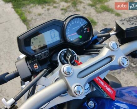 Синий Ямаха FZ-1, объемом двигателя 1 л и пробегом 41 тыс. км за 7299 $, фото 15 на Automoto.ua