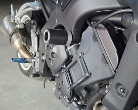 Синий Ямаха FZ-1, объемом двигателя 1 л и пробегом 49 тыс. км за 5999 $, фото 9 на Automoto.ua