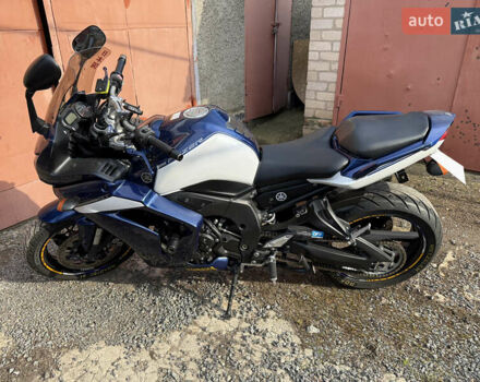 Синий Ямаха FZ-1, объемом двигателя 1 л и пробегом 29 тыс. км за 7300 $, фото 5 на Automoto.ua