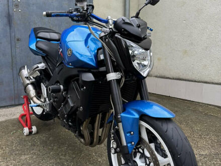 Синий Ямаха FZ-1, объемом двигателя 1 л и пробегом 54 тыс. км за 6600 $, фото 1 на Automoto.ua
