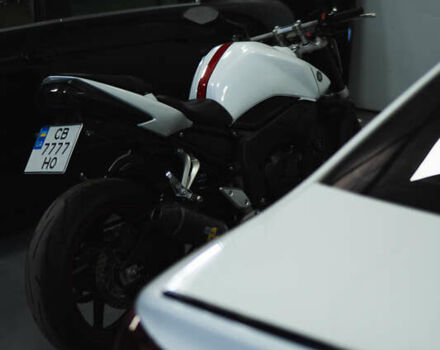 Білий Ямаха FZ1 Fazer, об'ємом двигуна 1 л та пробігом 12 тис. км за 8000 $, фото 12 на Automoto.ua