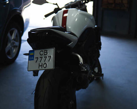 Білий Ямаха FZ1 Fazer, об'ємом двигуна 1 л та пробігом 12 тис. км за 8000 $, фото 2 на Automoto.ua