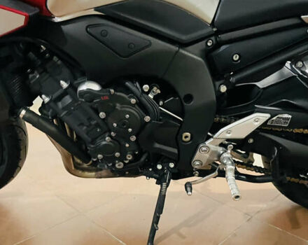 Червоний Ямаха FZ1 Fazer, об'ємом двигуна 1 л та пробігом 59 тис. км за 8600 $, фото 14 на Automoto.ua