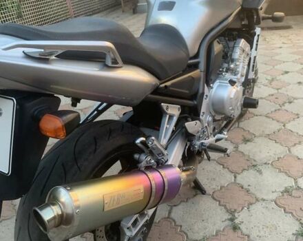 Ямаха FZ1 Fazer, объемом двигателя 0 л и пробегом 1 тыс. км за 5000 $, фото 4 на Automoto.ua