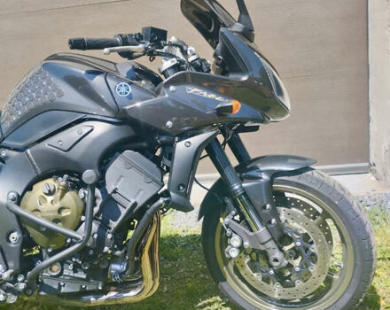 Ямаха FZ1 Fazer, объемом двигателя 1 л и пробегом 50 тыс. км за 7500 $, фото 1 на Automoto.ua