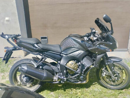 Ямаха FZ1 Fazer 2009 у Хмельницькому на Automoto.ua Ямаха FZ1 Fazer, об'ємом двигуна 1 л та пробігом 50 тис. км за 7500 $, фото 1 на Automoto.ua
