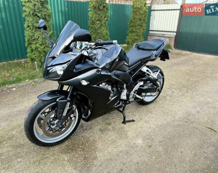 Серый Ямаха FZ1 Fazer, объемом двигателя 1 л и пробегом 30 тыс. км за 7000 $, фото 13 на Automoto.ua