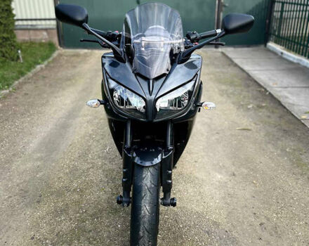Серый Ямаха FZ1 Fazer, объемом двигателя 1 л и пробегом 30 тыс. км за 7000 $, фото 12 на Automoto.ua