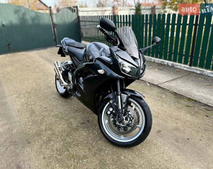 Серый Ямаха FZ1 Fazer, объемом двигателя 1 л и пробегом 30 тыс. км за 7000 $, фото 33 на Automoto.ua