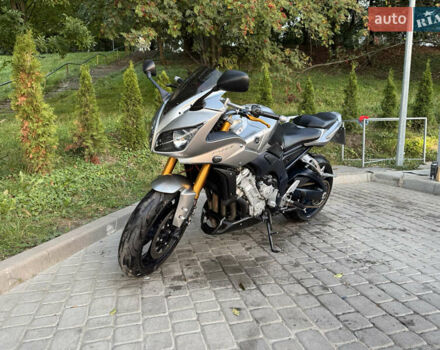 Сірий Ямаха FZ1 Fazer, об'ємом двигуна 1 л та пробігом 49 тис. км за 7699 $, фото 3 на Automoto.ua