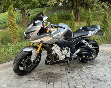 Сірий Ямаха FZ1 Fazer, об'ємом двигуна 1 л та пробігом 49 тис. км за 7699 $, фото 2 на Automoto.ua