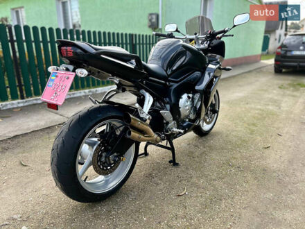Серый Ямаха FZ1 Fazer, объемом двигателя 1 л и пробегом 30 тыс. км за 7000 $, фото 1 на Automoto.ua