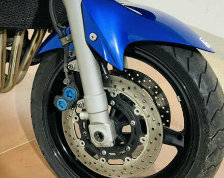 Синий Ямаха FZ1 Fazer, объемом двигателя 1 л и пробегом 18 тыс. км за 5500 $, фото 3 на Automoto.ua