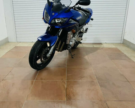 Синий Ямаха FZ1 Fazer, объемом двигателя 1 л и пробегом 18 тыс. км за 5500 $, фото 12 на Automoto.ua