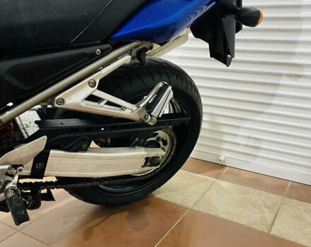 Синий Ямаха FZ1 Fazer, объемом двигателя 1 л и пробегом 18 тыс. км за 5500 $, фото 19 на Automoto.ua