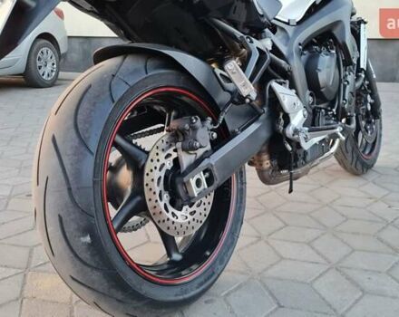 Белый Ямаха FZ6, объемом двигателя 0.6 л и пробегом 38 тыс. км за 6200 $, фото 8 на Automoto.ua