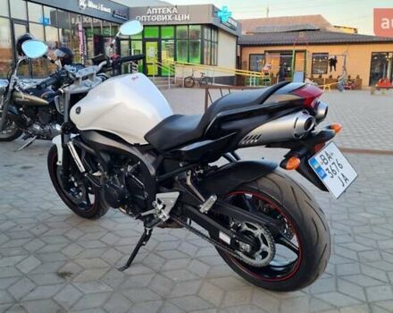 Белый Ямаха FZ6, объемом двигателя 0.6 л и пробегом 38 тыс. км за 6200 $, фото 3 на Automoto.ua