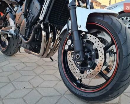 Белый Ямаха FZ6, объемом двигателя 0.6 л и пробегом 38 тыс. км за 6200 $, фото 7 на Automoto.ua