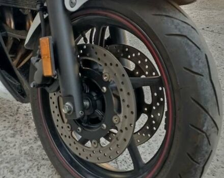 Белый Ямаха FZ6, объемом двигателя 0.6 л и пробегом 30 тыс. км за 5700 $, фото 3 на Automoto.ua