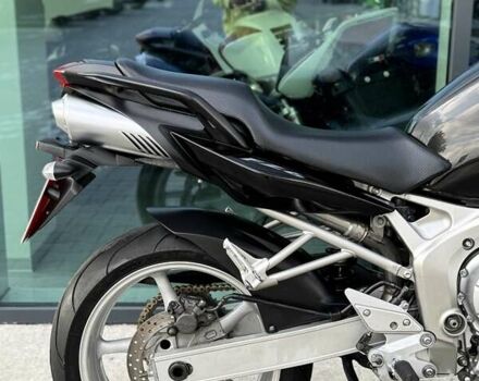 Черный Ямаха FZ6, объемом двигателя 0.6 л и пробегом 34 тыс. км за 4799 $, фото 24 на Automoto.ua