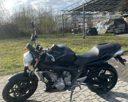 Черный Ямаха FZ6, объемом двигателя 0.6 л и пробегом 47 тыс. км за 3999 $, фото 2 на Automoto.ua