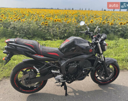 Черный Ямаха FZ6, объемом двигателя 0.6 л и пробегом 35 тыс. км за 4800 $, фото 1 на Automoto.ua