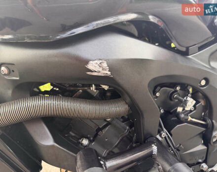 Черный Ямаха FZ6, объемом двигателя 0.6 л и пробегом 35 тыс. км за 4800 $, фото 35 на Automoto.ua