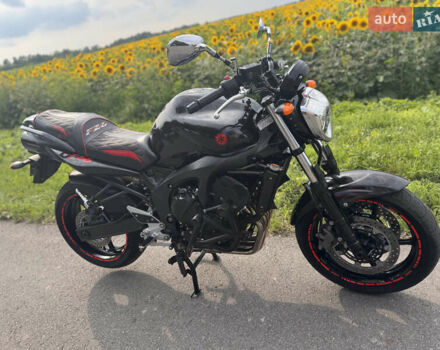 Черный Ямаха FZ6, объемом двигателя 0.6 л и пробегом 35 тыс. км за 4800 $, фото 2 на Automoto.ua