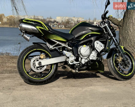 Черный Ямаха FZ6, объемом двигателя 0.6 л и пробегом 10 тыс. км за 5700 $, фото 1 на Automoto.ua