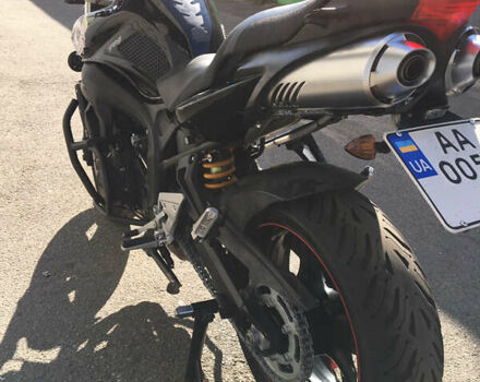 Черный Ямаха FZ6, объемом двигателя 0.6 л и пробегом 34 тыс. км за 5500 $, фото 4 на Automoto.ua