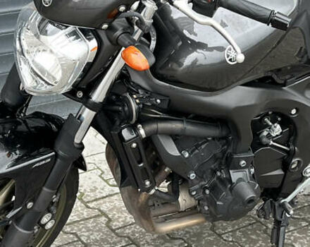 Черный Ямаха FZ6, объемом двигателя 0.6 л и пробегом 48 тыс. км за 6500 $, фото 1 на Automoto.ua
