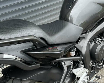 Черный Ямаха FZ6, объемом двигателя 0.6 л и пробегом 48 тыс. км за 6500 $, фото 5 на Automoto.ua