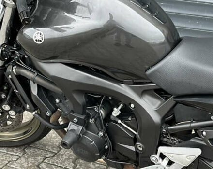 Черный Ямаха FZ6, объемом двигателя 0.6 л и пробегом 48 тыс. км за 6500 $, фото 2 на Automoto.ua