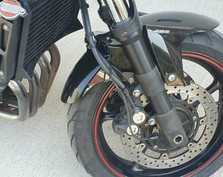 Черный Ямаха FZ6, объемом двигателя 0.6 л и пробегом 34 тыс. км за 5800 $, фото 5 на Automoto.ua