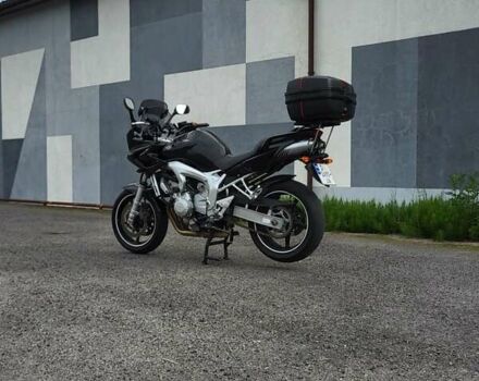 Черный Ямаха FZ6, объемом двигателя 0.6 л и пробегом 44 тыс. км за 4100 $, фото 6 на Automoto.ua