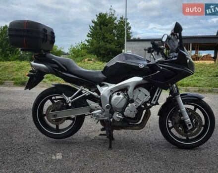Черный Ямаха FZ6, объемом двигателя 0.6 л и пробегом 44 тыс. км за 4100 $, фото 3 на Automoto.ua