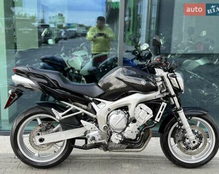 Черный Ямаха FZ6, объемом двигателя 0.6 л и пробегом 34 тыс. км за 4799 $, фото 1 на Automoto.ua