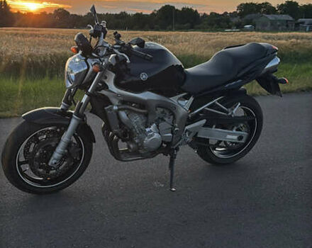 Чорний Ямаха FZ6, об'ємом двигуна 0.6 л та пробігом 25 тис. км за 4700 $, фото 1 на Automoto.ua