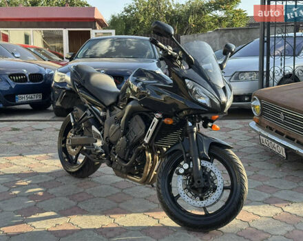 Черный Ямаха FZ6, объемом двигателя 0.6 л и пробегом 38 тыс. км за 4499 $, фото 1 на Automoto.ua