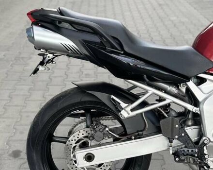 Красный Ямаха FZ6, объемом двигателя 0.6 л и пробегом 25 тыс. км за 4999 $, фото 11 на Automoto.ua