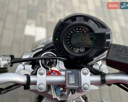 Красный Ямаха FZ6, объемом двигателя 0.6 л и пробегом 25 тыс. км за 4999 $, фото 24 на Automoto.ua
