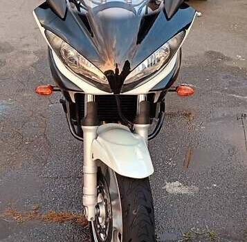 Серый Ямаха FZ6, объемом двигателя 0 л и пробегом 34 тыс. км за 4200 $, фото 5 на Automoto.ua