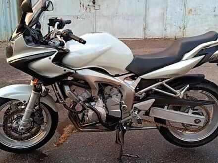 Сірий Ямаха FZ6, об'ємом двигуна 0 л та пробігом 34 тис. км за 4200 $, фото 1 на Automoto.ua