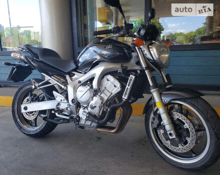 Черный Ямаха FZ6 Fazer, объемом двигателя 0.6 л и пробегом 26 тыс. км за 3300 $, фото 2 на Automoto.ua