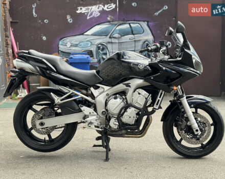Черный Ямаха FZ6 Fazer, объемом двигателя 0.6 л и пробегом 49 тыс. км за 4300 $, фото 4 на Automoto.ua
