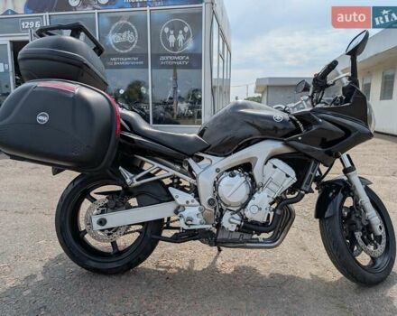Черный Ямаха FZ6 Fazer, объемом двигателя 0.6 л и пробегом 42 тыс. км за 5199 $, фото 4 на Automoto.ua